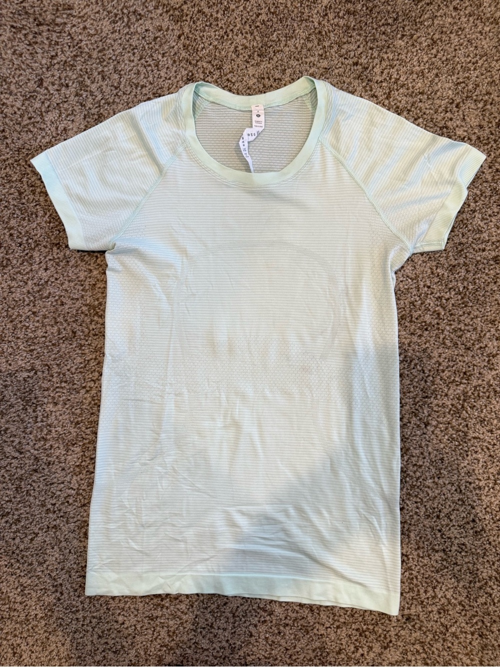 lululemon athletica Light Mint Green Short Sleeve Performance Tee